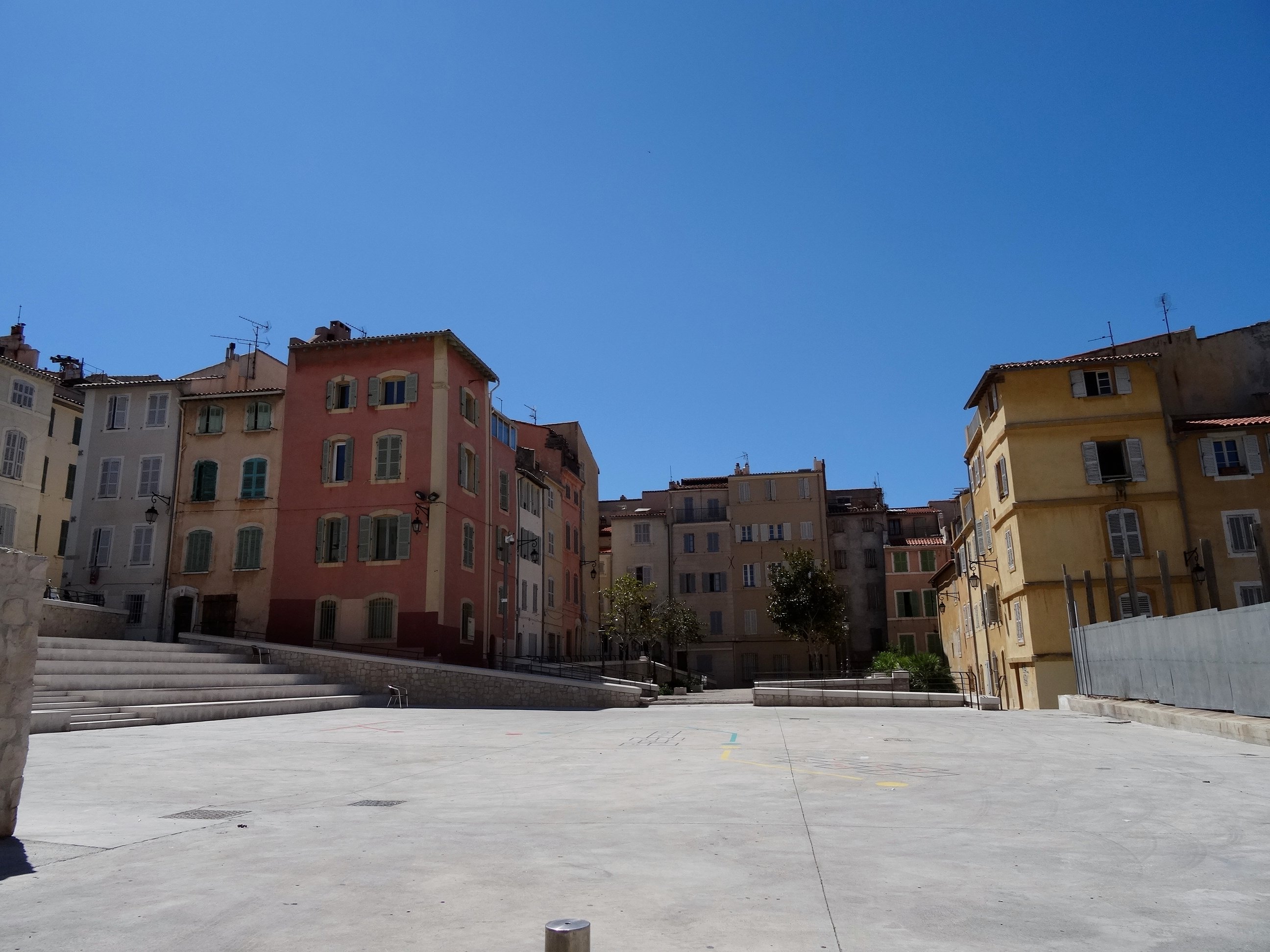 4 Rue Des Récolettes 13001 Marseille Hôtel Maison Saint Louis | Hotel Marseille centre | Tourism